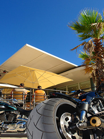 Fotos Harley Davidson am Alster Pavillion