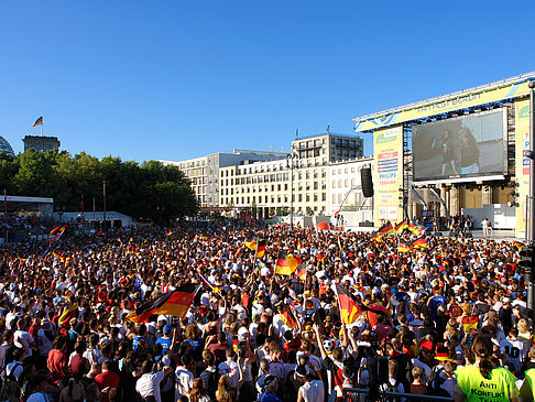 Foto Fanmeile am Reichstag
