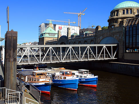 Foto Landungsbrücken - Hamburg