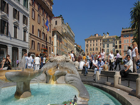 Fotos Barcaccia Brunnen | Rom